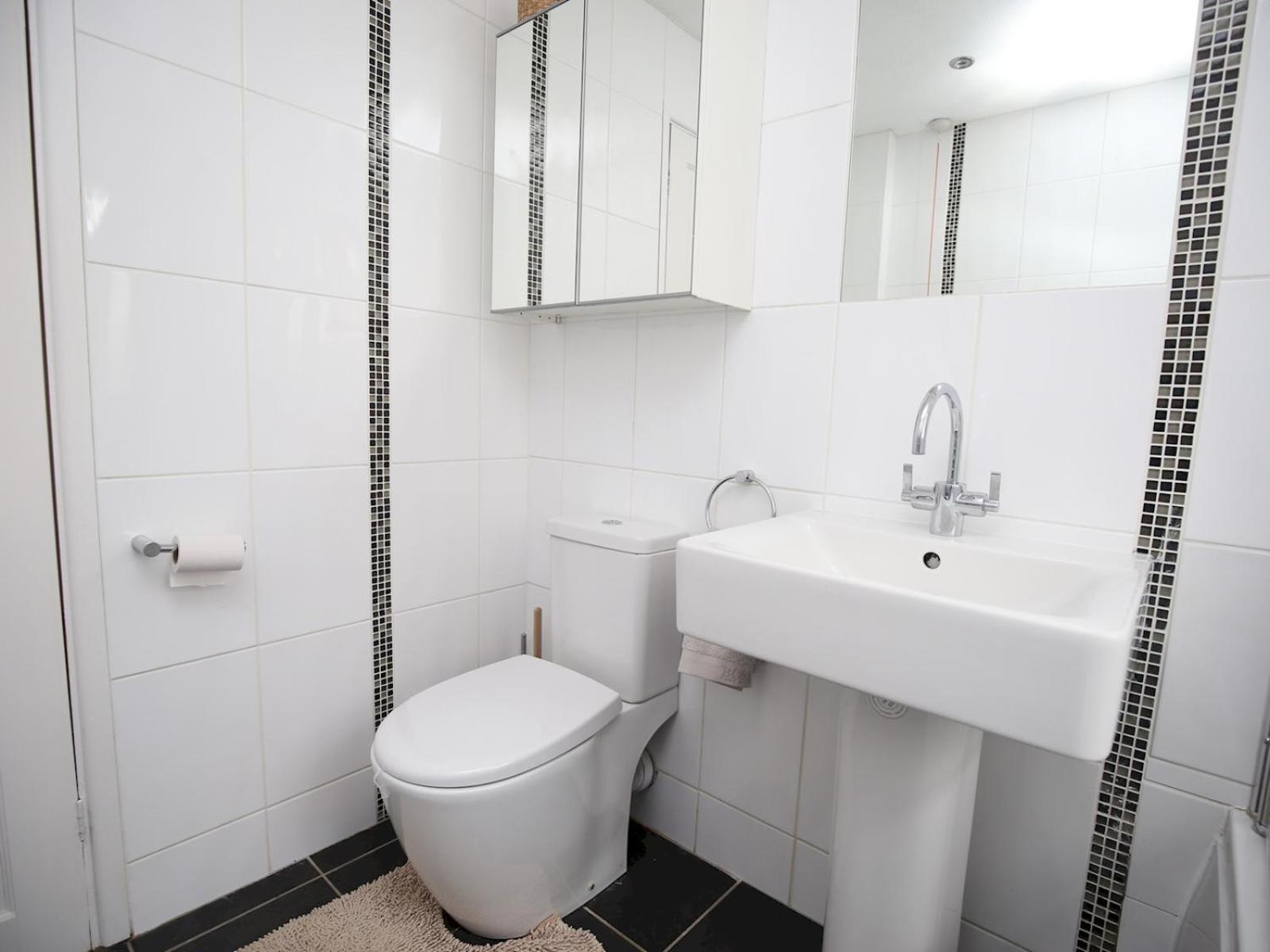 فيلا Sunny Victorian 2Br Townhouse Oxford Pass The Keys المظهر الخارجي الصورة