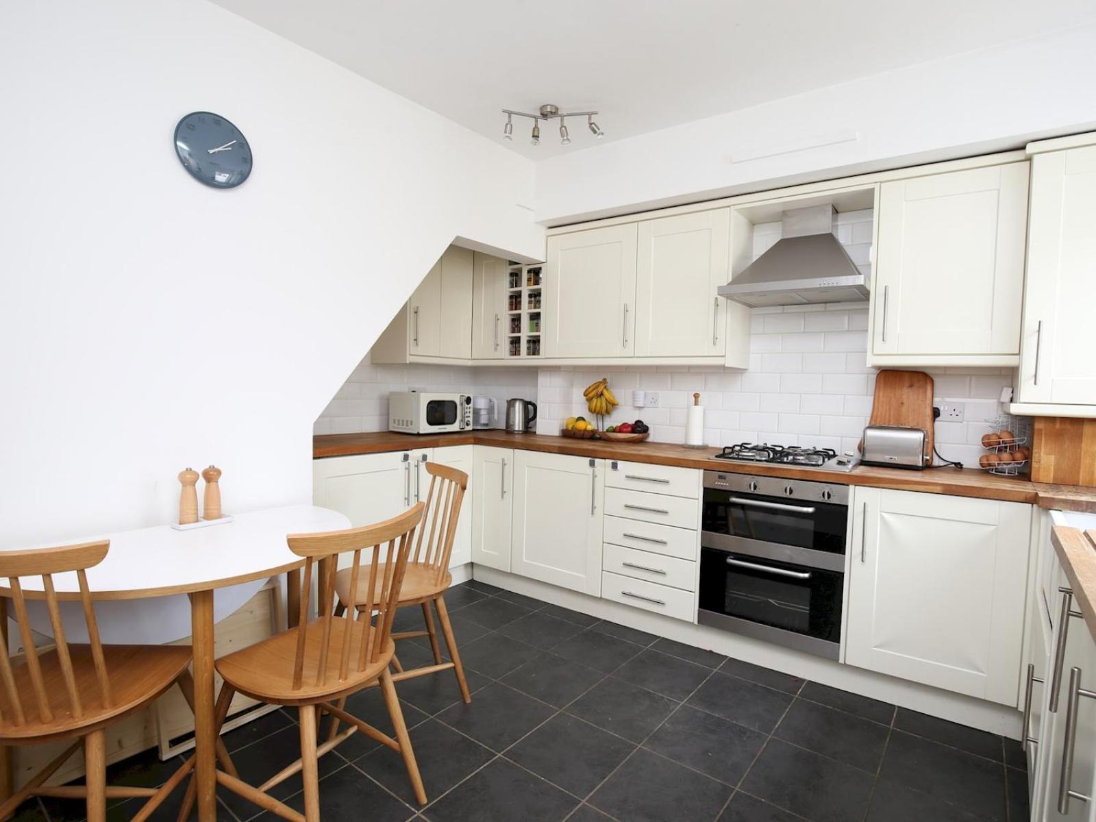 فيلا Sunny Victorian 2Br Townhouse Oxford Pass The Keys المظهر الخارجي الصورة