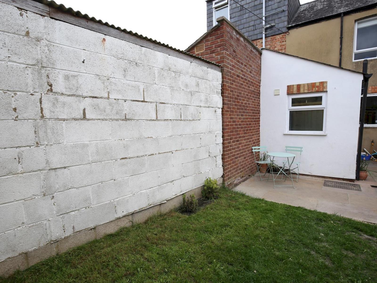 فيلا Sunny Victorian 2Br Townhouse Oxford Pass The Keys المظهر الخارجي الصورة