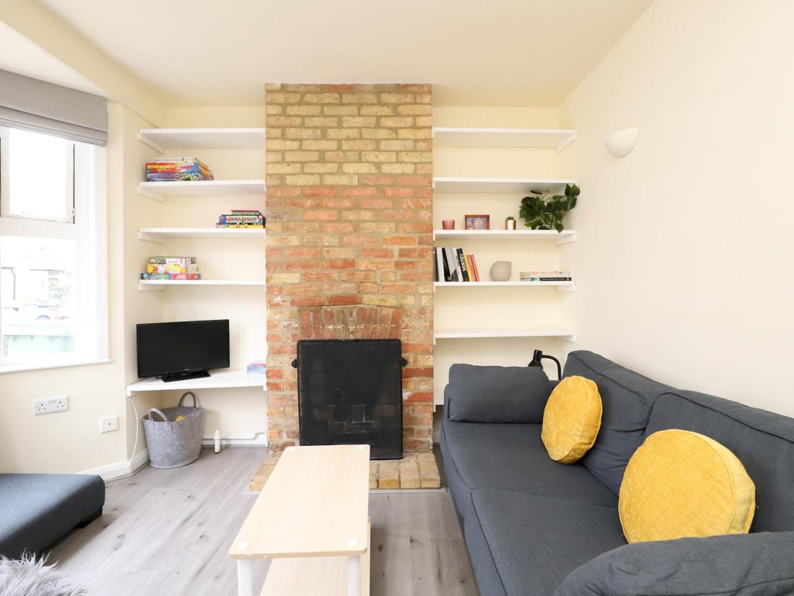 فيلا Sunny Victorian 2Br Townhouse Oxford Pass The Keys المظهر الخارجي الصورة