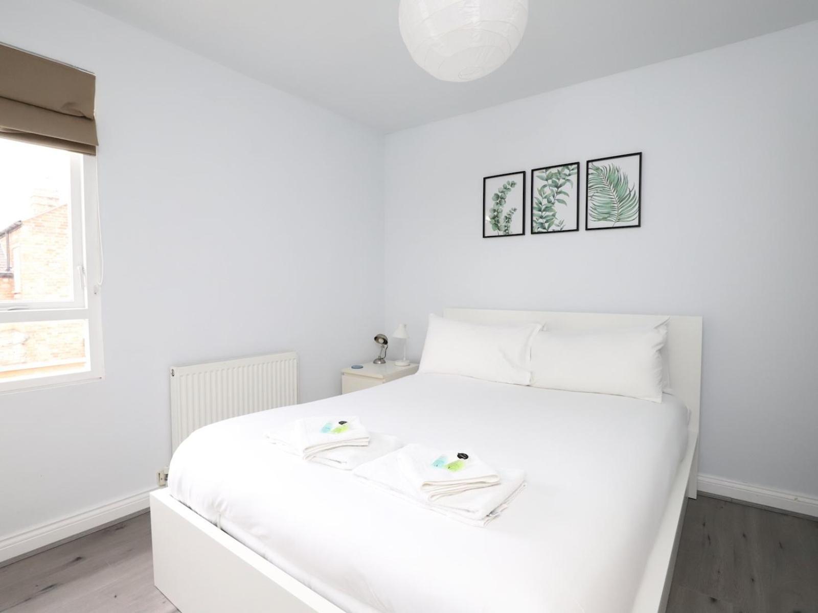 فيلا Sunny Victorian 2Br Townhouse Oxford Pass The Keys المظهر الخارجي الصورة